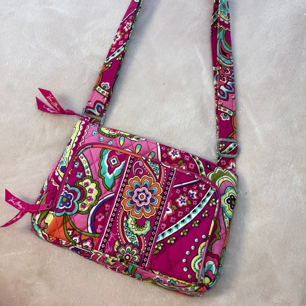 Vera Bradley • Pink Flora Purse